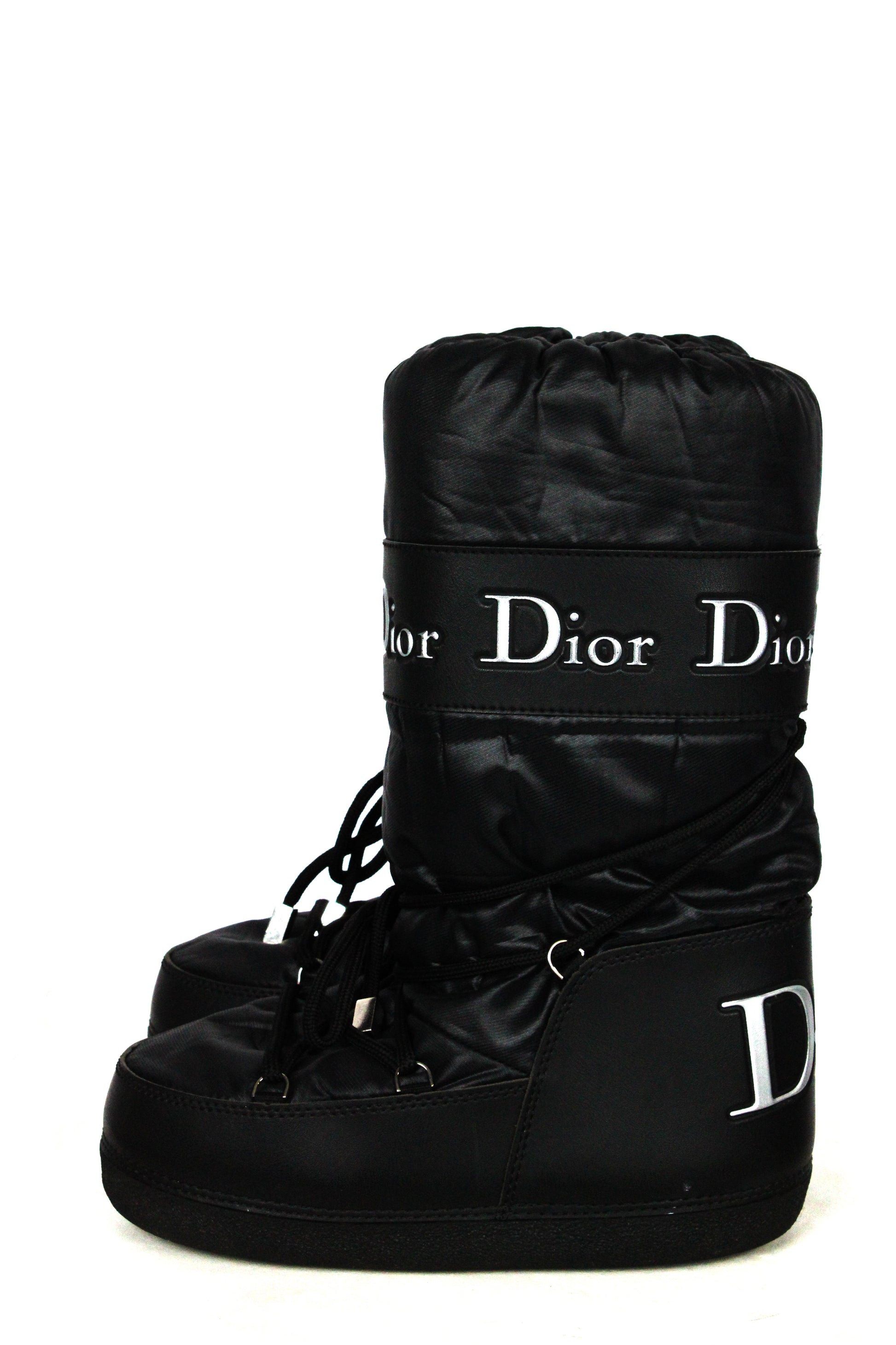 Christian Dior by John Galliano Rasta Diorissimo Logo Moon Snow Boots at  1stDibs