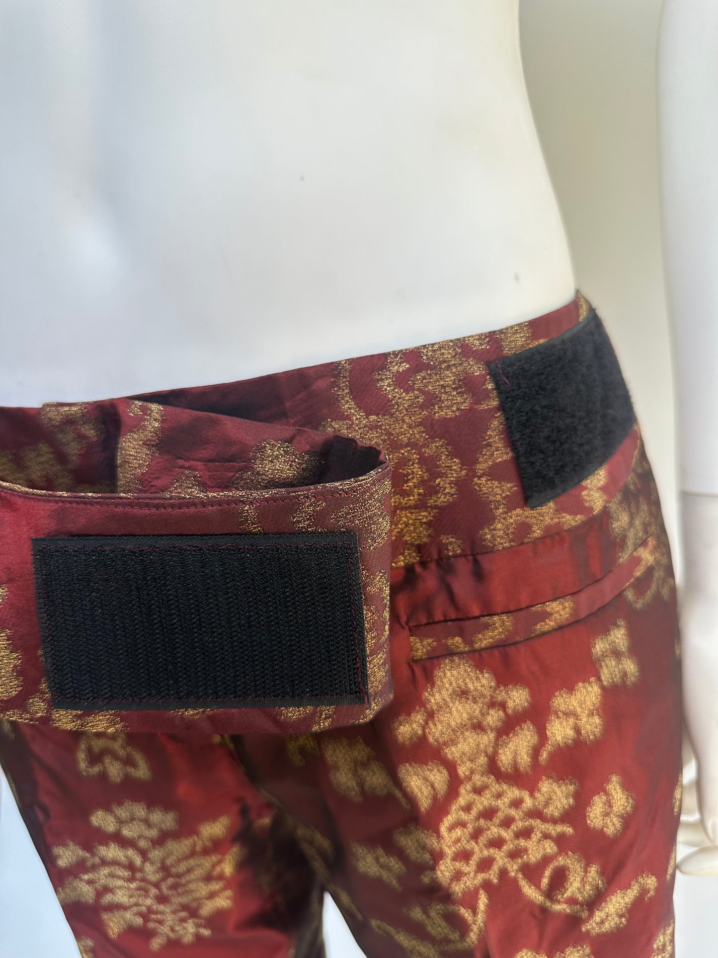 Dolce & Gabbana SS 2000 Capris with Tags Attached